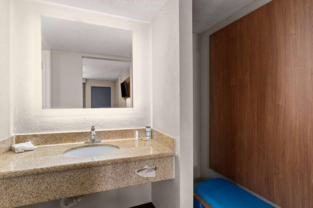 Days Inn By Wyndham Albuquerque Northeast חדר תמונה