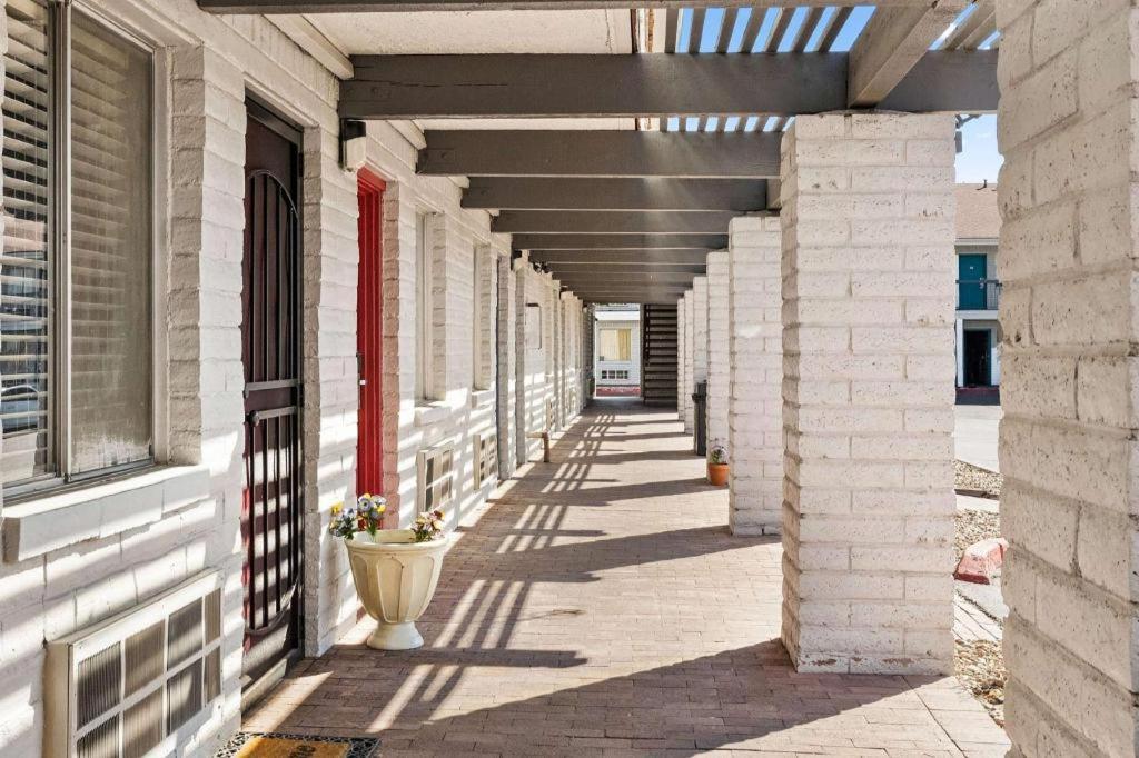 Days Inn By Wyndham Albuquerque Northeast מראה חיצוני תמונה